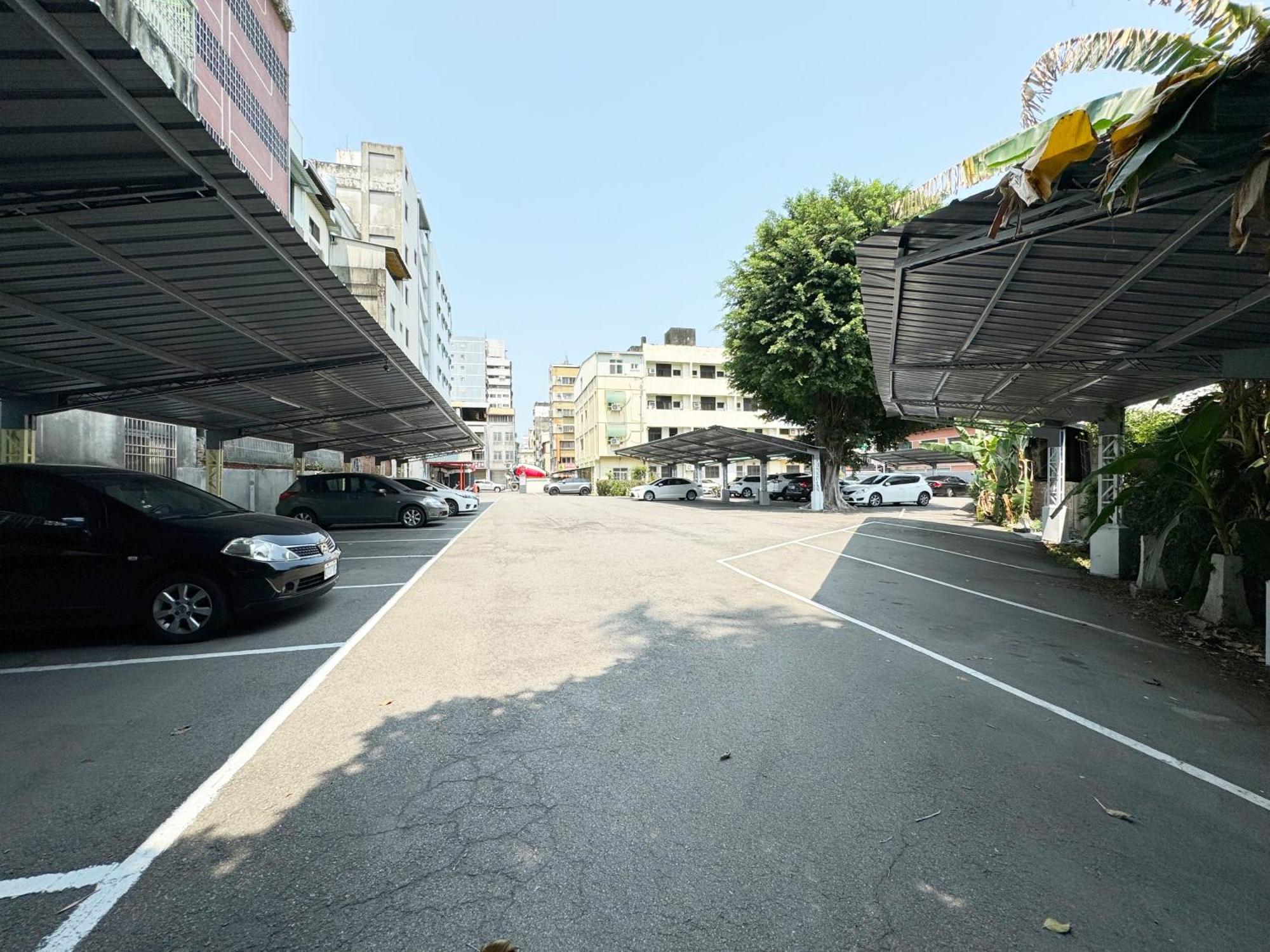アイ ライ ファッション ホテル 台中市 エクステリア 写真